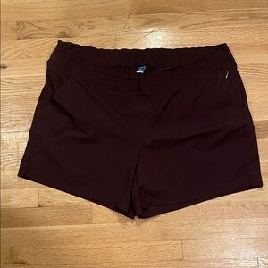 Old Navy Women's Dark Red Athletic Shorts
